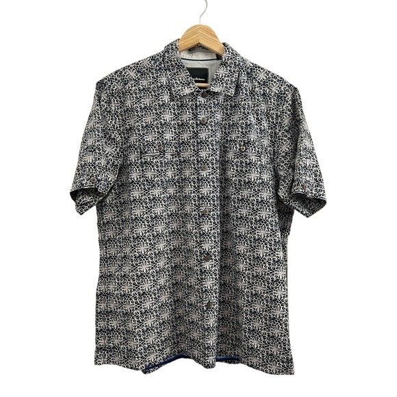 Tommy Bahama Other - Tommy Bahama Silk and Cotton Blend Island Modern Fit, Blue and White size M